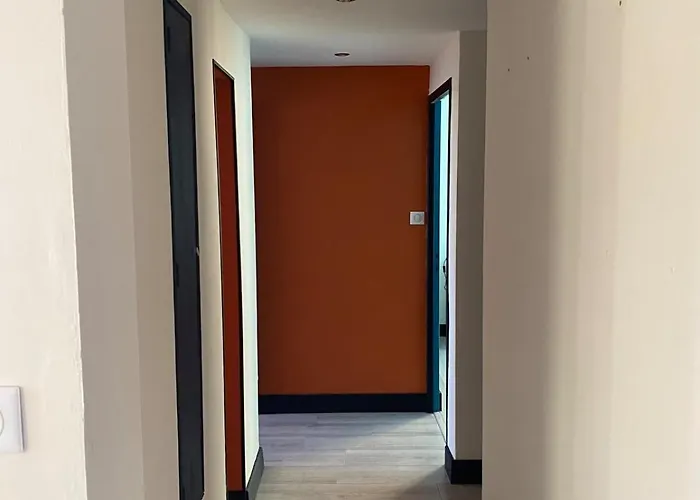 3 Bedrooms Near Train & Center Μονπελιέ